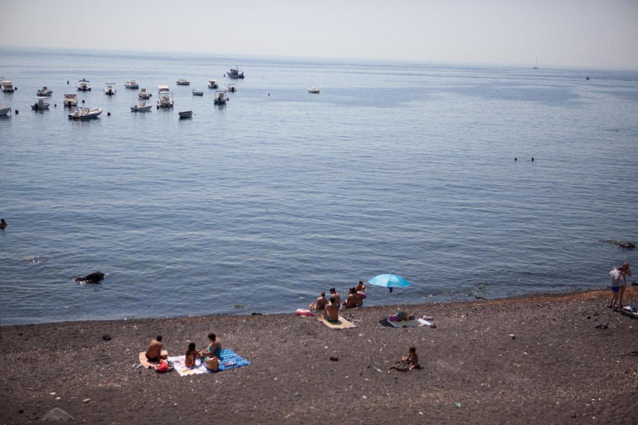 아치레알레 Un Tuffo Nella Baia Di Capomulini B&B 외부 사진